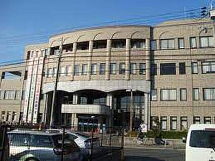 堺市東区役所 約1411ｍ(徒歩１８分)