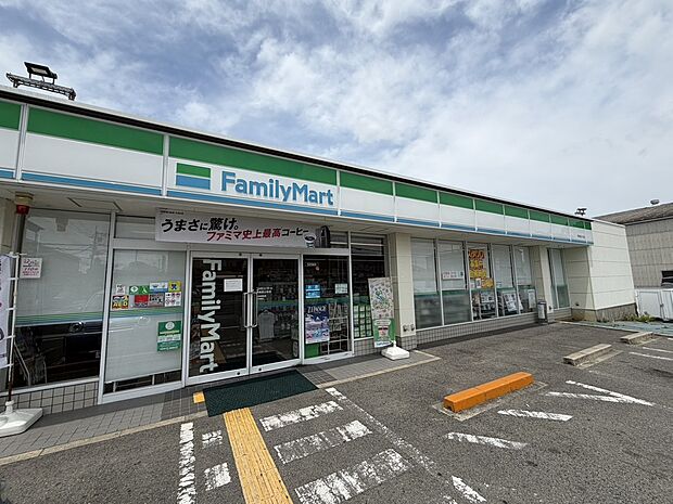 ファミリーマート堺美原小寺店