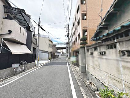 前面道路を含む現地写真