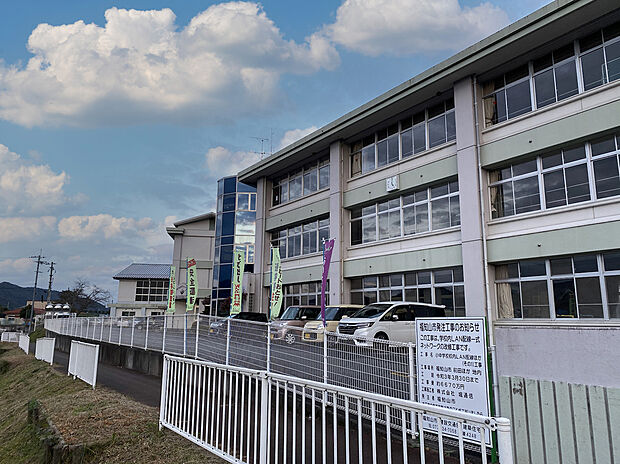 市立遷喬小学校
