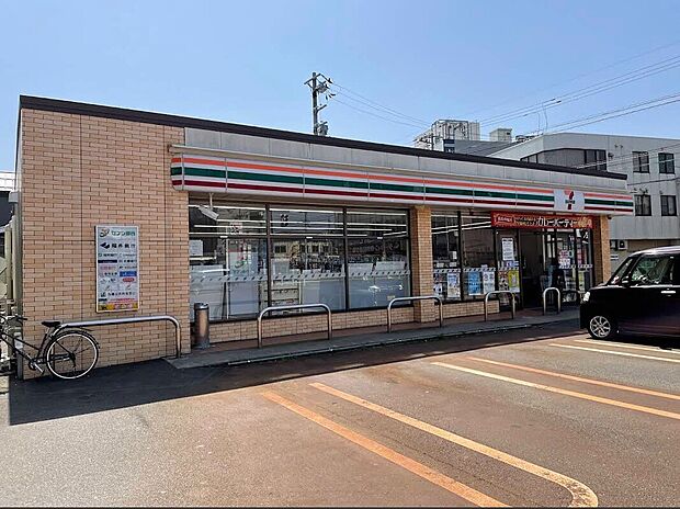 セブンイレブン福井文京3丁目店(約500m)