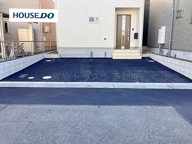 駐車場　並列で3台駐車可能です！