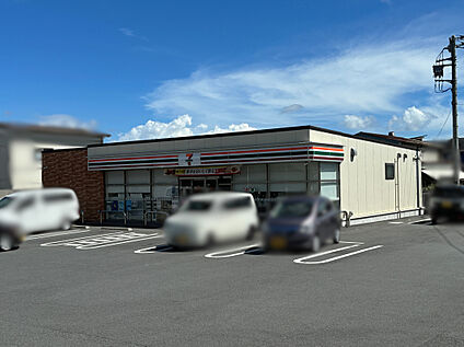セブンイレブン富士宮中里東町店 約1050ｍ～1080ｍ(徒歩約14分)