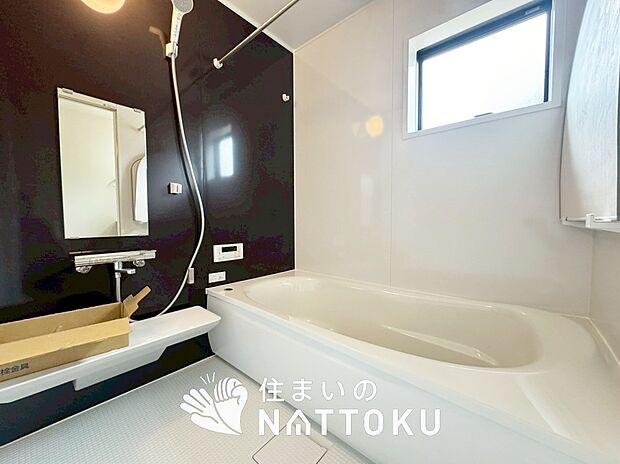 現地写真(浴室)
浴室暖房乾燥機付き。1坪タイプで広々です。