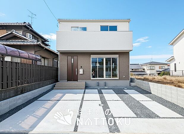 現地写真（街並み）
全２邸
駐車２台可能