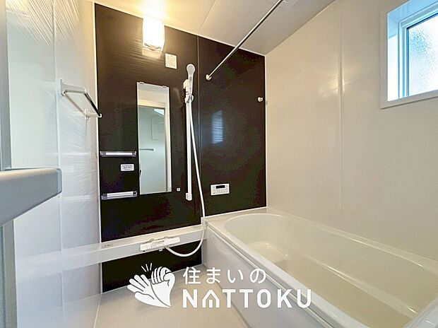 現地写真(浴室)
浴室暖房乾燥機付き。1坪タイプで広々です。