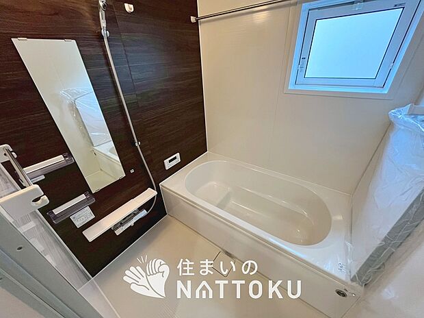 現地写真(浴室)
浴室暖房乾燥機付き。1坪タイプで広々です。