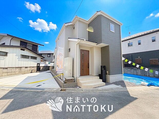 現地写真（街並み）
全２邸
駐車２台可能
