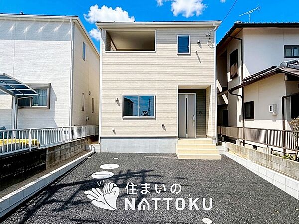 現地写真（外観）
限定１邸
駐車２台可能
