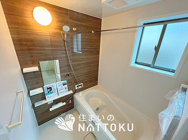 現地写真（キッチン）
収納たっぷりのシステムキッチン、浄水器付水栓を標準装備しています。

