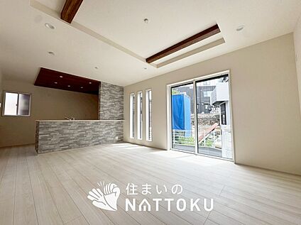 現地写真(リビング)