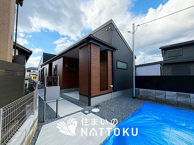 【現地写真(外観)】耐震等級最高「3」取得で基準の1.5倍の性能・耐震強度で安心できます。