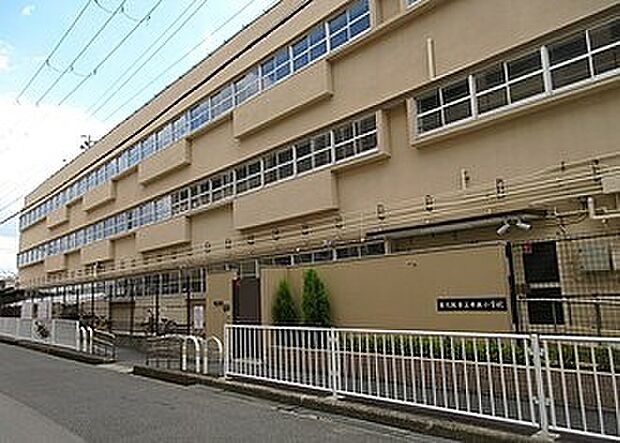東大阪市立布施小学校(約90m)
