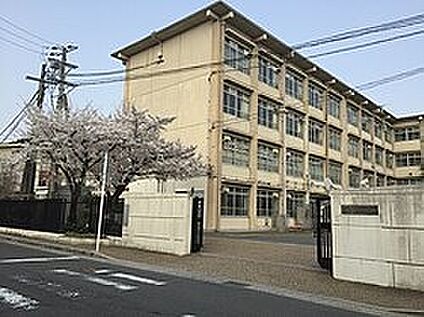 京都市立洛北中学校 2100ｍ(徒歩27分)