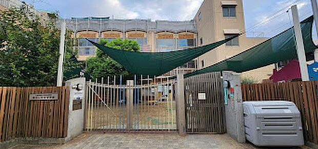 育和白鷺学園（約437m）