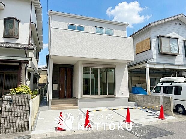 【現地写真(外観)】健康被害に配慮したもっとも安全性の高い建材を採用し、シックハウス対策をしております。