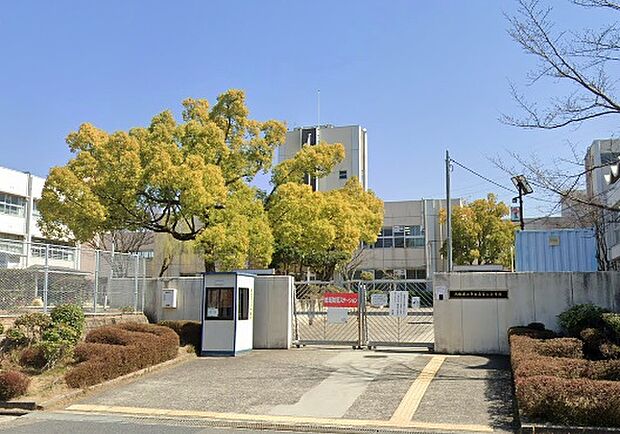 大阪狭山市立南第二小学校(約360m)