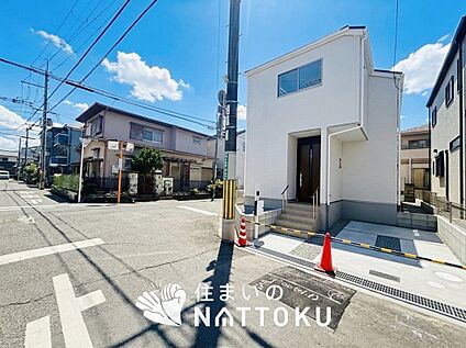 現地写真（前道含む外観）