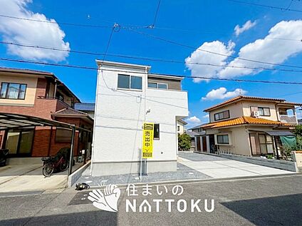 現地写真（前道含む外観）