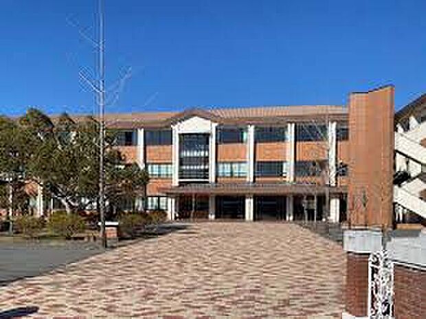 甲賀市立甲賀中学校（約190m）