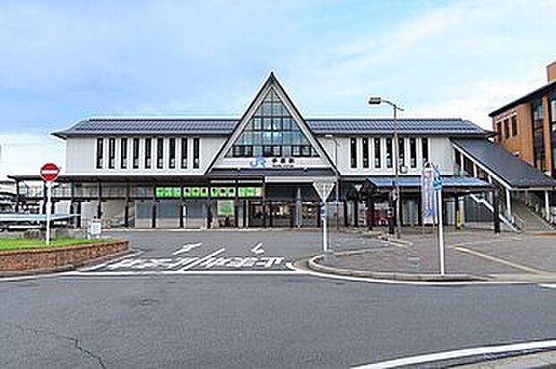 手原駅（約320m）