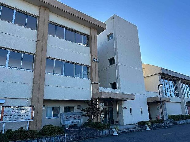 栗東市立葉山東小学校（約1,600m）