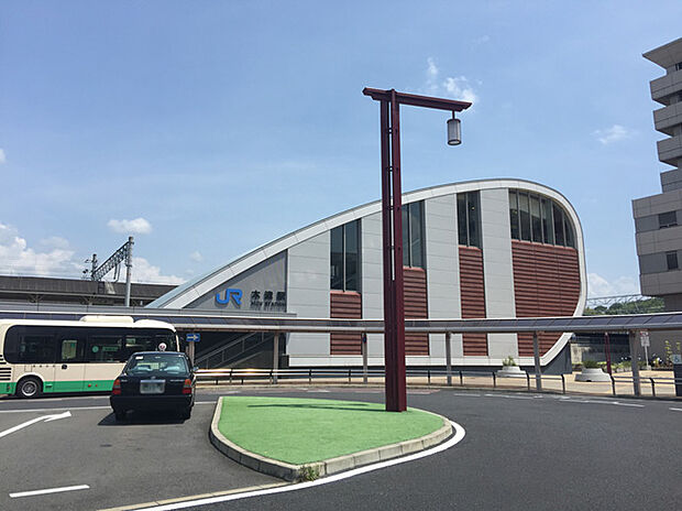 木津駅（約560m）