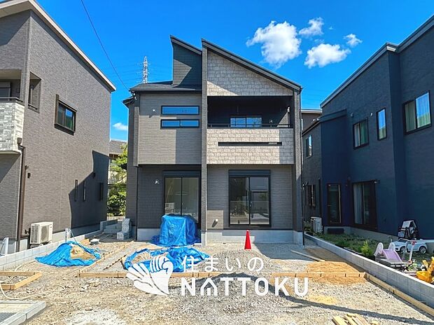 【現地写真（外観）【１号地】】耐震等級最高「３」取得で基準の１.５倍の性能・耐震強度で安心できます。