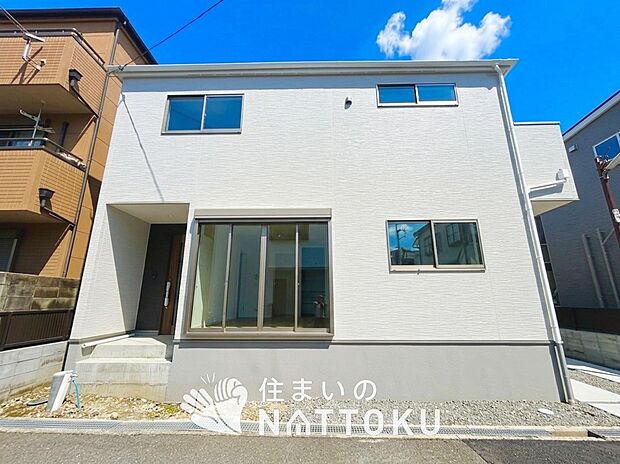 【現地写真(外観)】健康被害に配慮したもっとも安全性の高い建材を採用し、シックハウス対策をしております。
