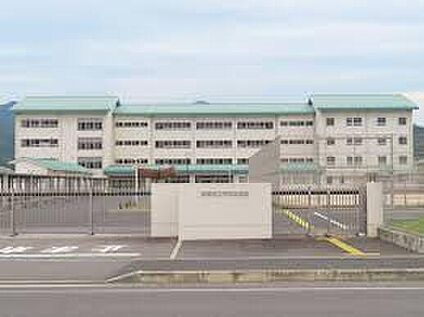 湖南市立甲西中学校 3600ｍ(徒歩45分)