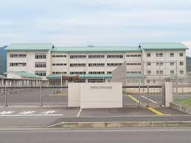 湖南市立甲西中学校（約3,600m）