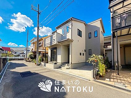 現地写真（前道含む外観）