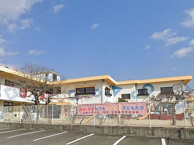 京都白鳥幼稚園（約710m）