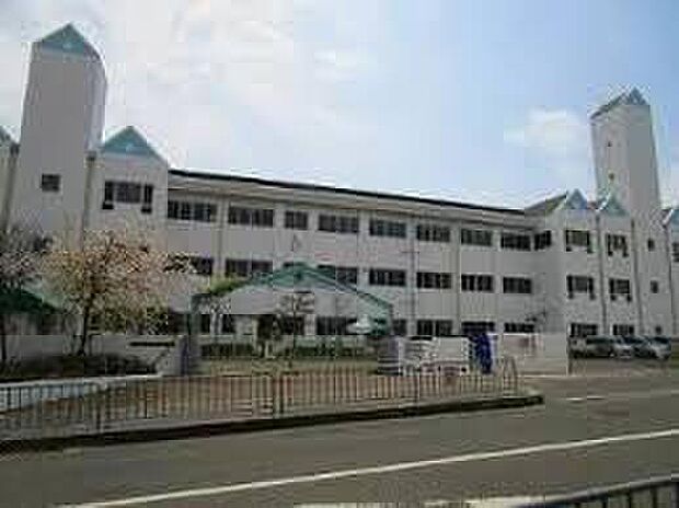 高槻市立阿武山小学校（約860m）