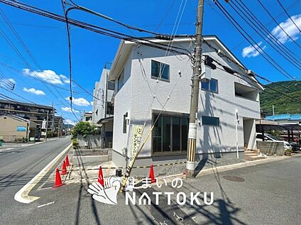 現地写真（前道含む外観）