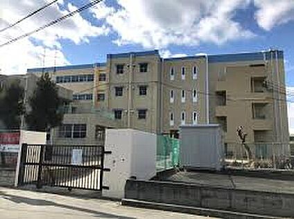 摂津市立第四中学校 1700ｍ(徒歩22分)