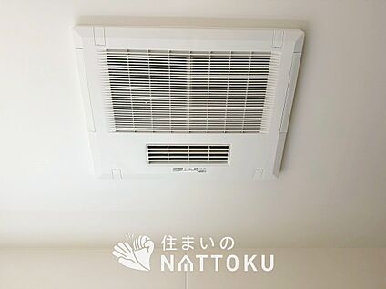 電気式浴室暖房換気乾燥機