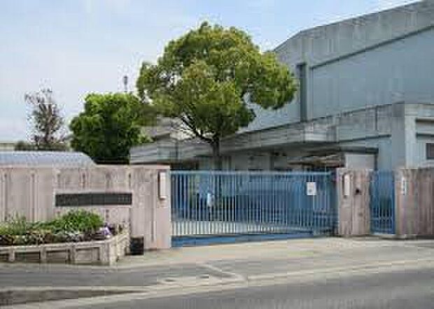 岸和田市立山直北小学校（約540m）