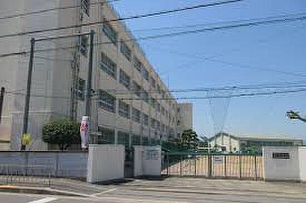 高槻市立南大冠小学校（約530m）