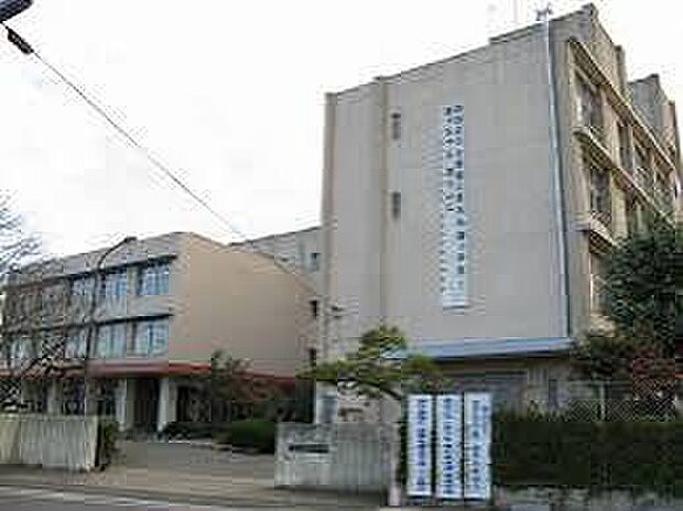 大津市立瀬田中学校(約1,100m)