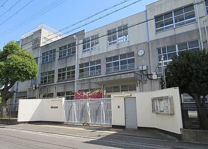 東大阪市立盾津東中学校 750ｍ(徒歩10分)