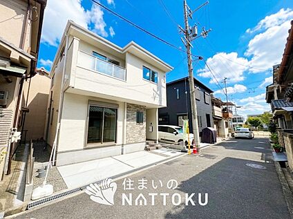 現地写真（前道含む外観）