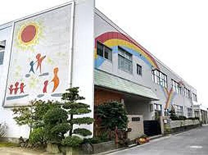 安松幼稚園 610ｍ(徒歩8分)