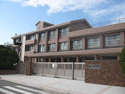 久御山町立久御山中学校 1600ｍ(徒歩20分)