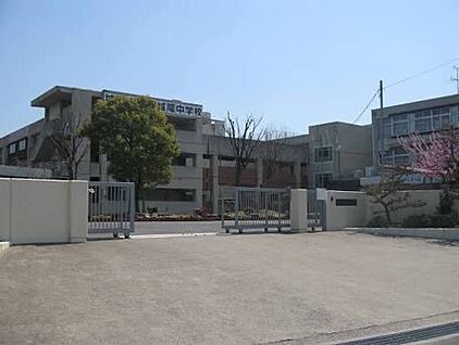 城陽市立西城陽中学校 2100ｍ(徒歩27分)