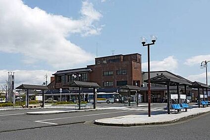 ＪＲ東海道本線「近江八幡駅」 560ｍ(徒歩7分)