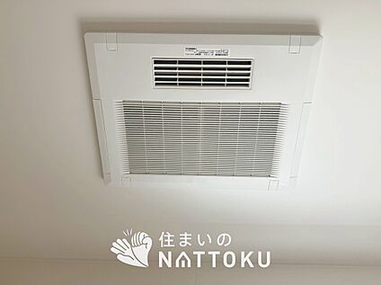 電気式浴室暖房換気乾燥機