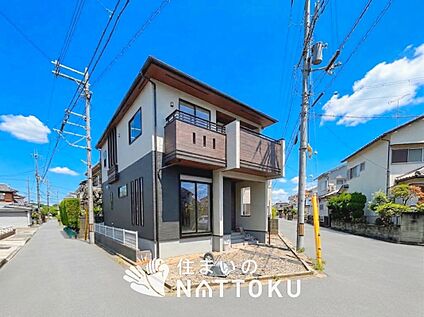 現地写真（前道含む外観）
