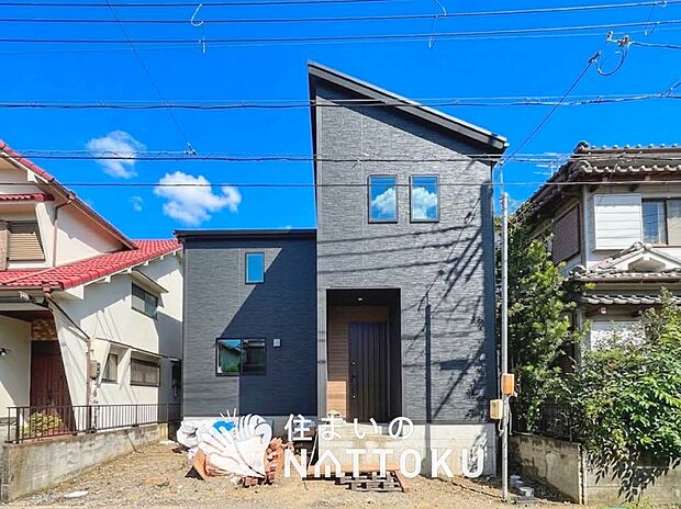 【現地写真(外観)】耐震等級最高「3」取得で基準の1.5倍の性能・耐震強度で安心できます。
