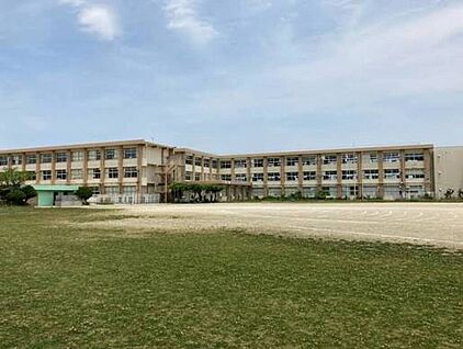 栗東市立葉山東小学校 1300ｍ(徒歩17分)